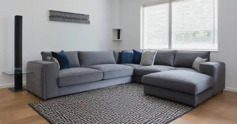 Permaidani Kecil yang Menonjol