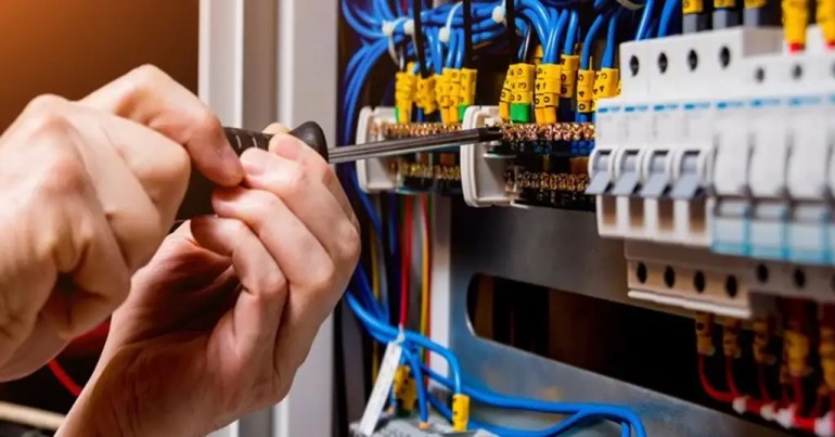 Tips Memilih Kontraktor Pasang DB 3 Phase Terbaik