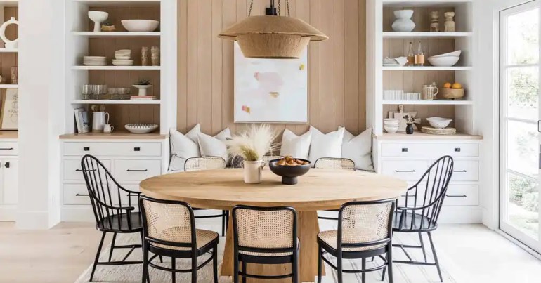 Cara Memilih Hiasan Meja Makan Simple