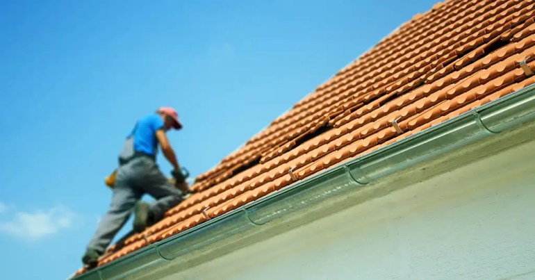 Faktor Penentuan Upah Pasang Bumbung Rumah