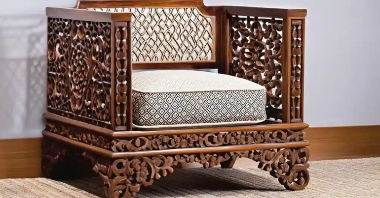 Kerusi Kayu Jati Berukir